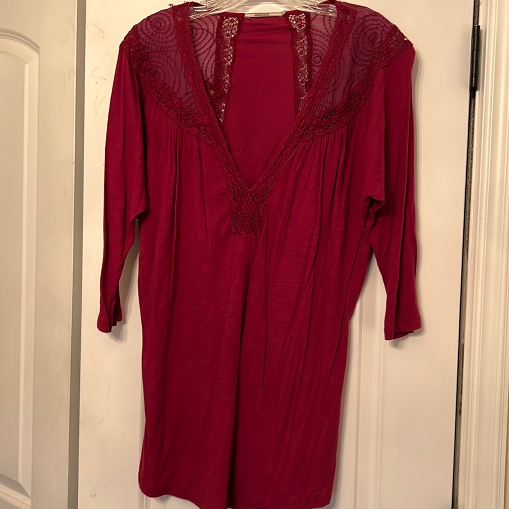Pull over top never worn